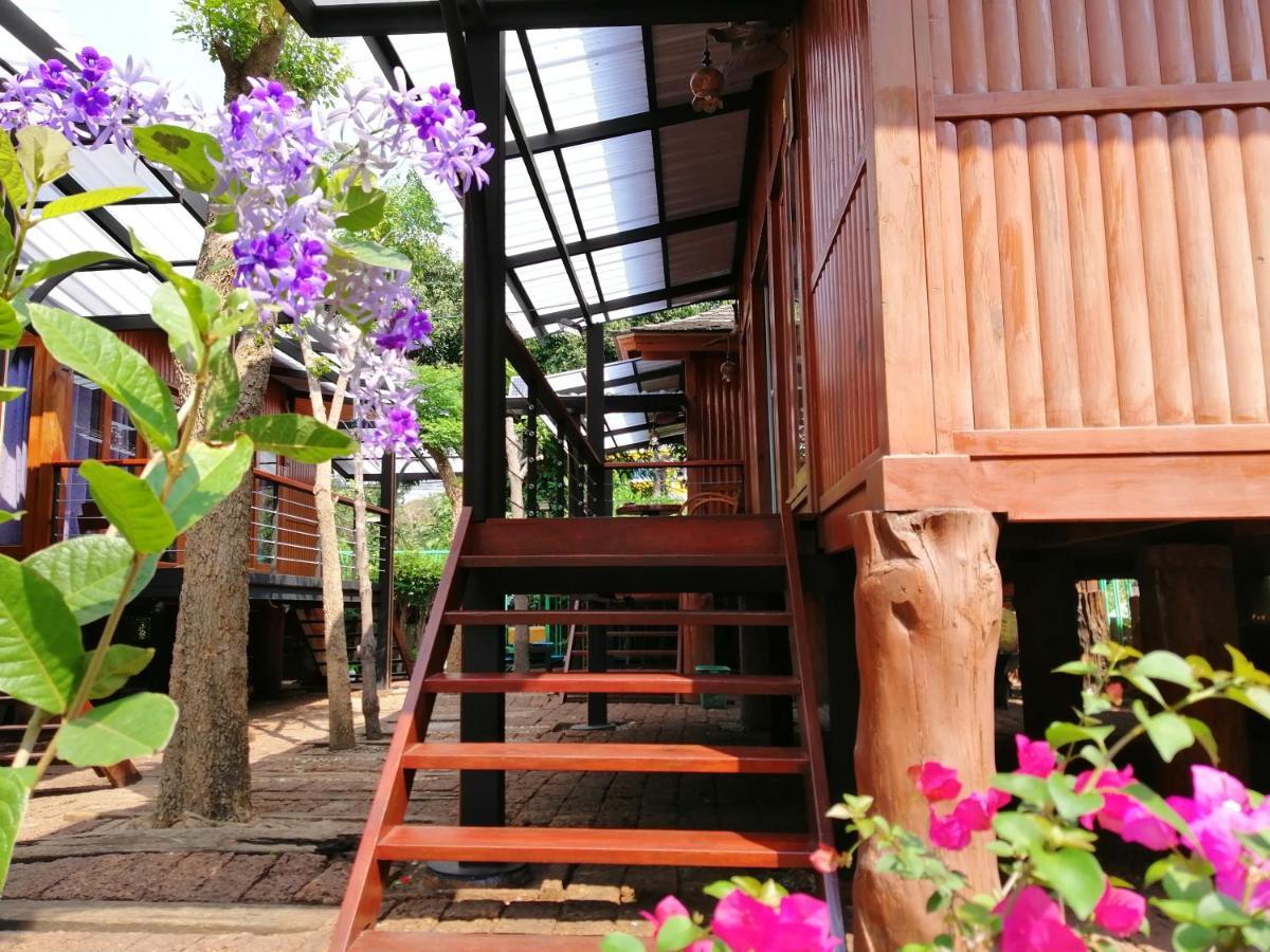 วูดเฮ้าส์ พัทยา Hotel Pattaya ภายนอก รูปภาพ