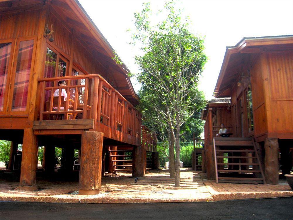 วูดเฮ้าส์ พัทยา Hotel Pattaya ภายนอก รูปภาพ